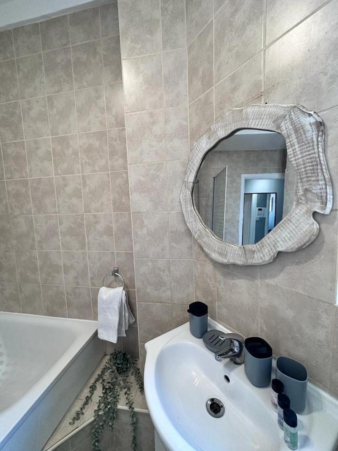 Edgware Road, Central London Studio Apartments Exteriör bild